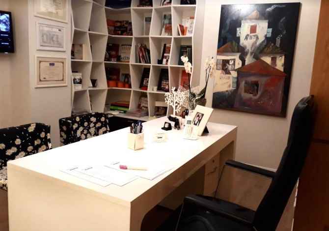 Klinike dermo-estetike  ofron sherbime per Balonin Gastrik, Rinoplastiken, Rimodelimin e Gjoksit, Transplanitin e flokeve dhe Liposukscion