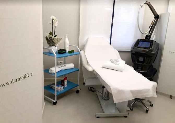 Klinike dermo-estetike  ofron sherbime per Balonin Gastrik, Rinoplastiken, Rimodelimin e Gjoksit, Transplanitin e flokeve dhe Liposukscion