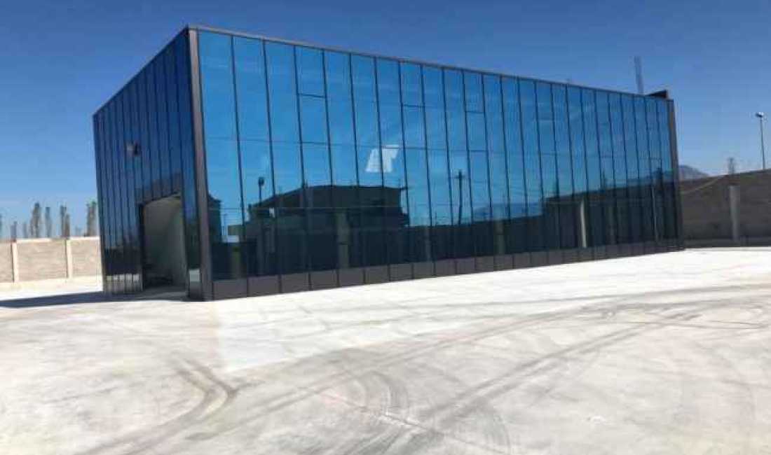 Shitet ambient multifunksional, ndertese 2 kate 💶Cmimi: 600.000 Euro 📌 Rinas