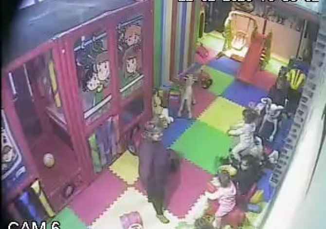 Jepet me qera Bar Nexus si dhe kendi i lojrave per femije