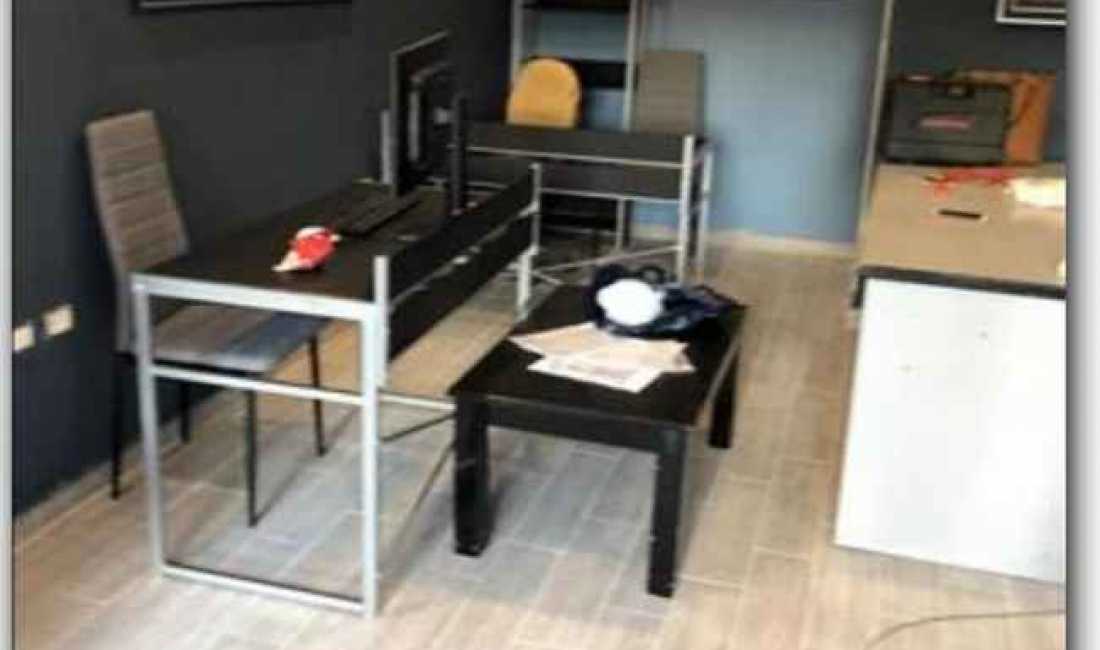 Shiten 3 ambjente per zyre ne Komune te Parisit , prane qendres Kristal .