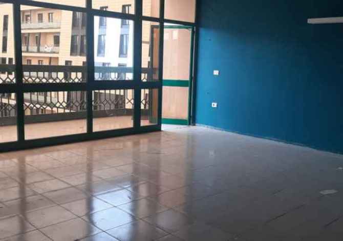 Duplex per qira ne Rrugen e Kavajes!