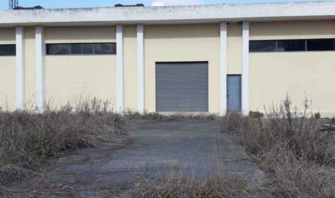 SHITET MAGAZINE AUTOSTRADA TIRANE – DURRES PAS MBIKALIMIT TE RINASIT