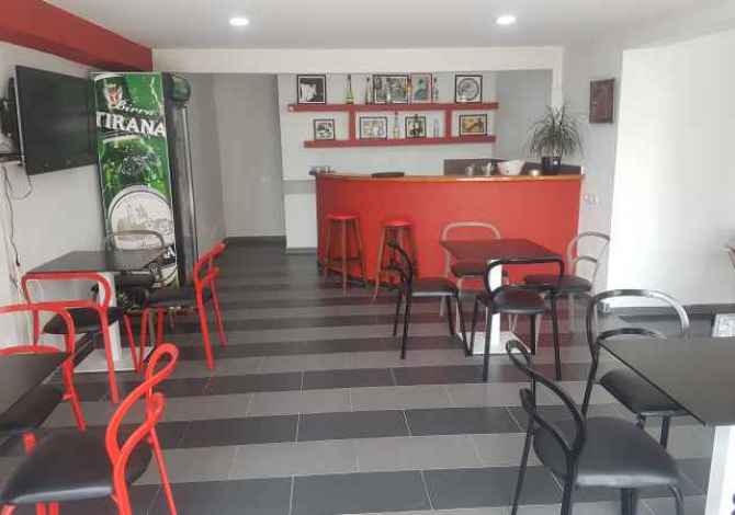 Ambiente Commerciale in Affitto a Valona - 50,000 Leke