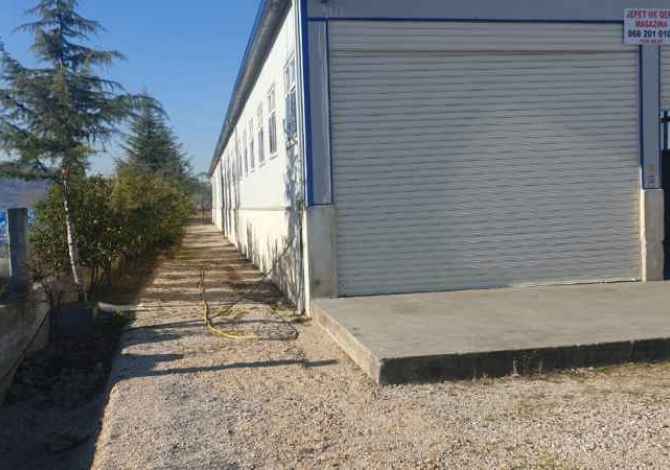 Ambiente Commerciale in Affitto a Kruja - 2,500 Euro