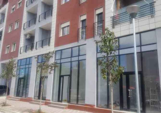 Ambiente Commerciale in Affitto a Tirana - 350 Euro