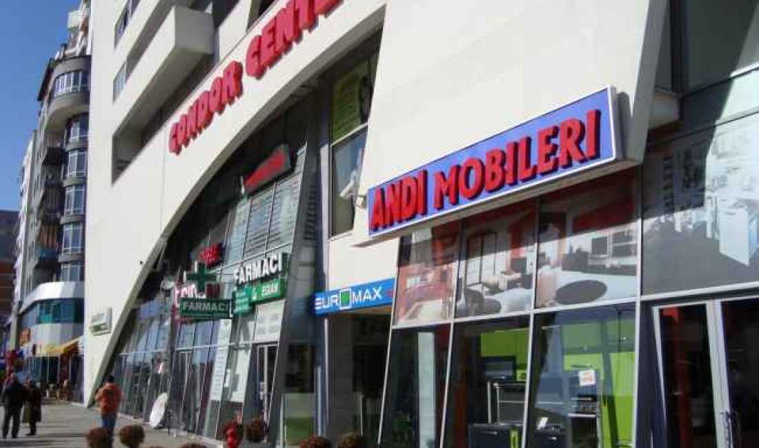 SHITET AMBIENT KOMERCIAL TEK QENDRA KONDOR