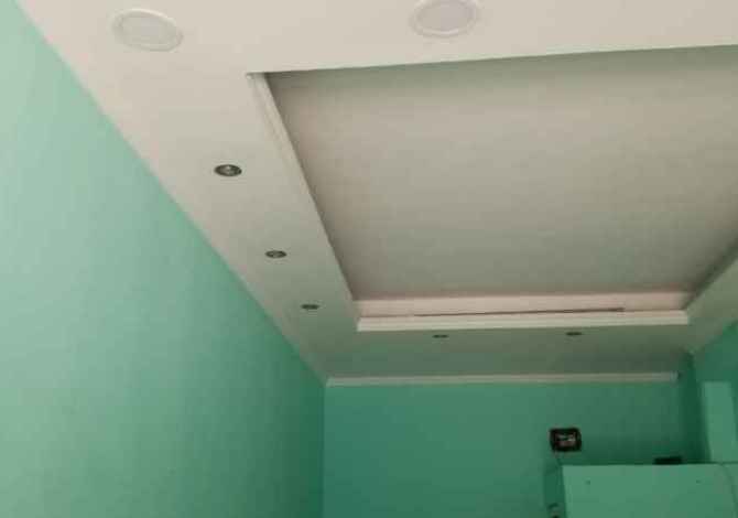 Ambiente Commerciale in Affitto a Tirana - 27,000 Leke