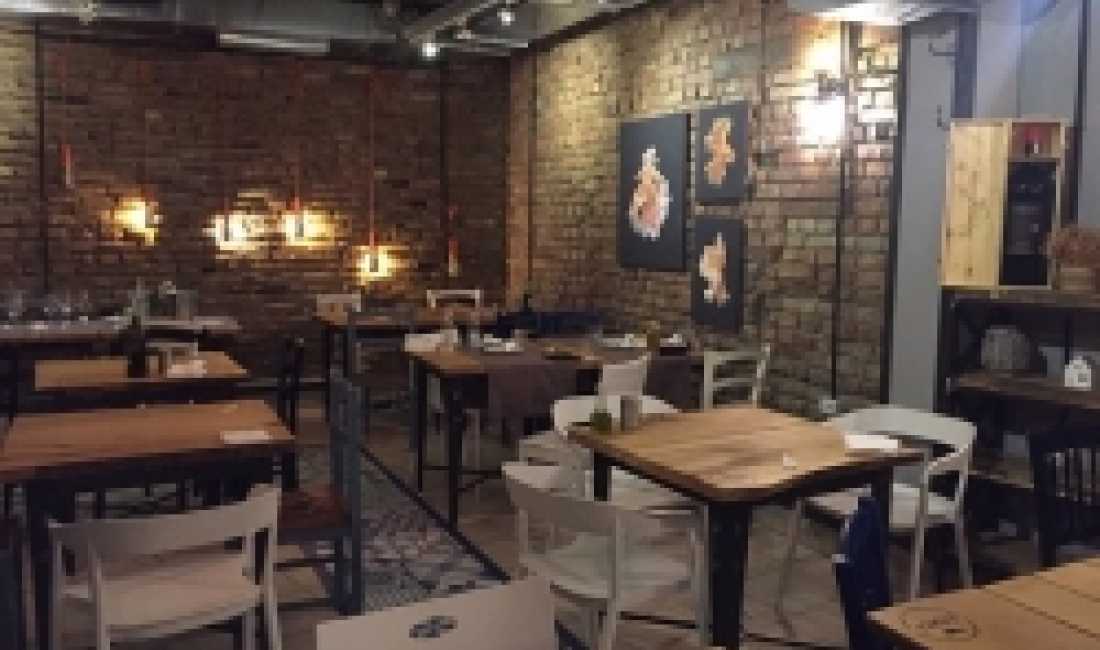 Njoftime Pune ne Tirane, Profesioni motorrist dhe shitese  , , Pagesa Me Marreveshje.