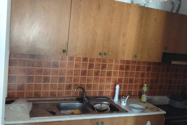 APARTAMENT 2+1. 42000 LEKE.RRUGA 5 MAJI