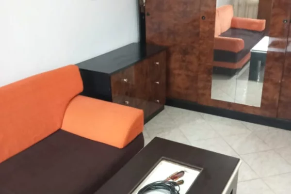 Shtepi me qera Garsoniere ne Tirane - 20,000 Leke