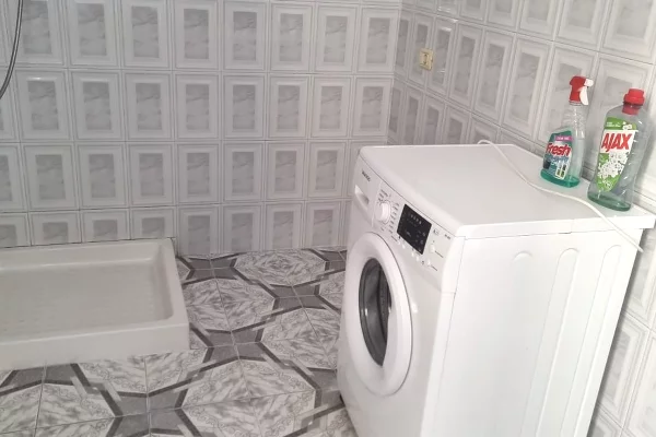 Shtepi me qera Apartament ne Tirane, 1+1, Mobilimi E mobiluar, Pagesa 50,000  Leke.