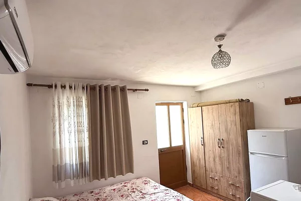 Shtepi me qera Garsoniere ne Tirane - 25,000 Leke