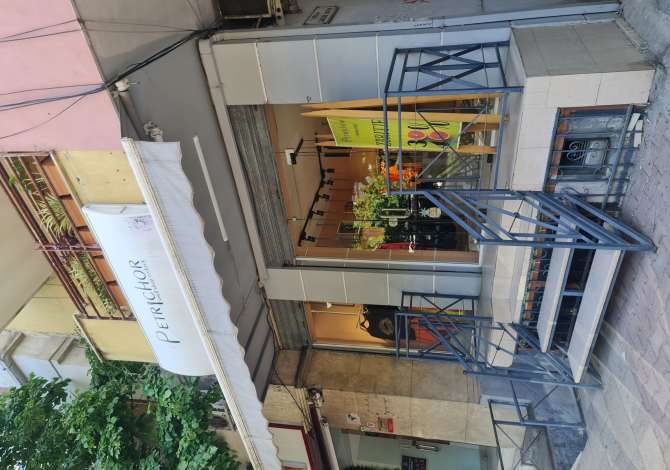 Ambient biznesi me qera 1+1 ne Tirane - 70,000 Leke