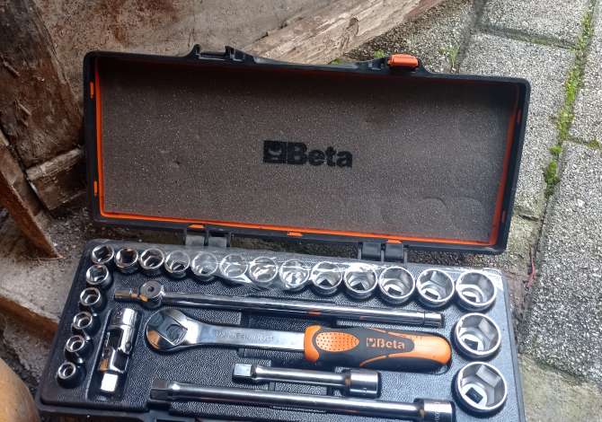 Working Tools in Tirana - 8,000 Leke