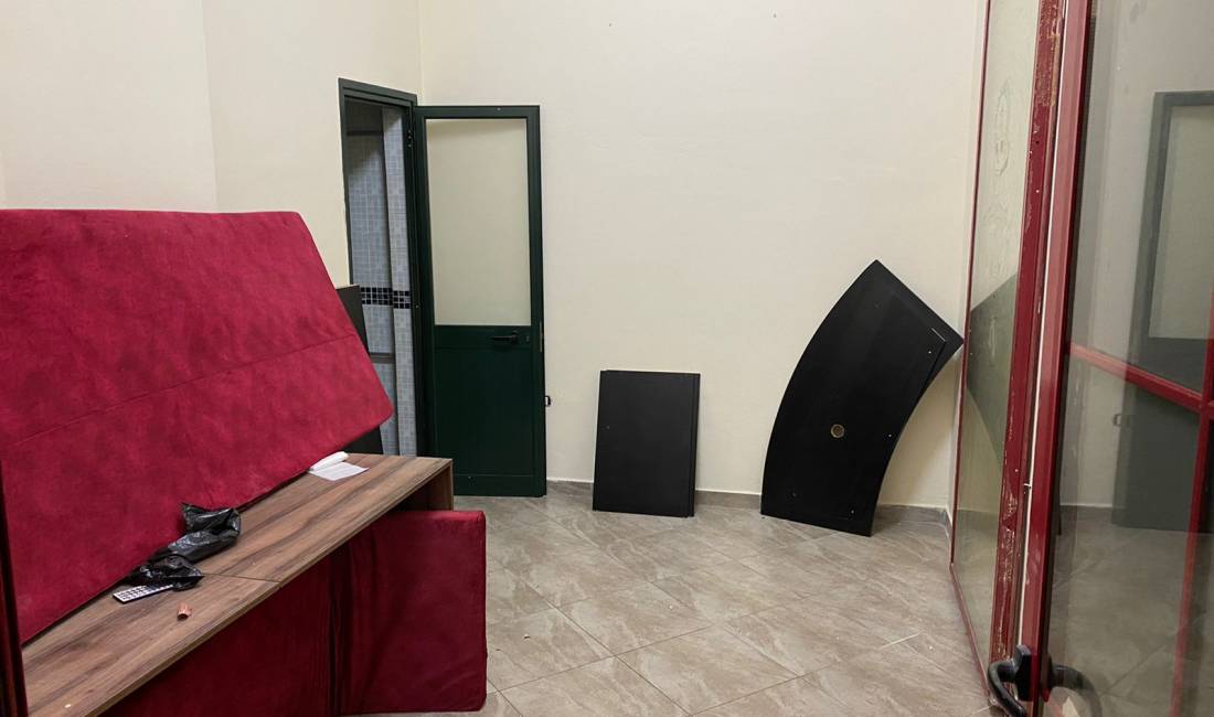 Jepet Ambient Biznesi me Qira Mbrapa Tirana Garden Building/Rr.Kavajes.