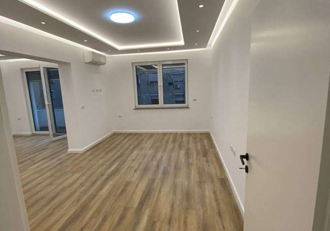 Ambient biznesi me qera 3+1 ne Tirane - 800 Euro