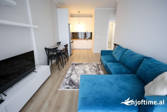 APARTAMENT 1+1 NE SHITJE, TEK 21 DHJETORI 