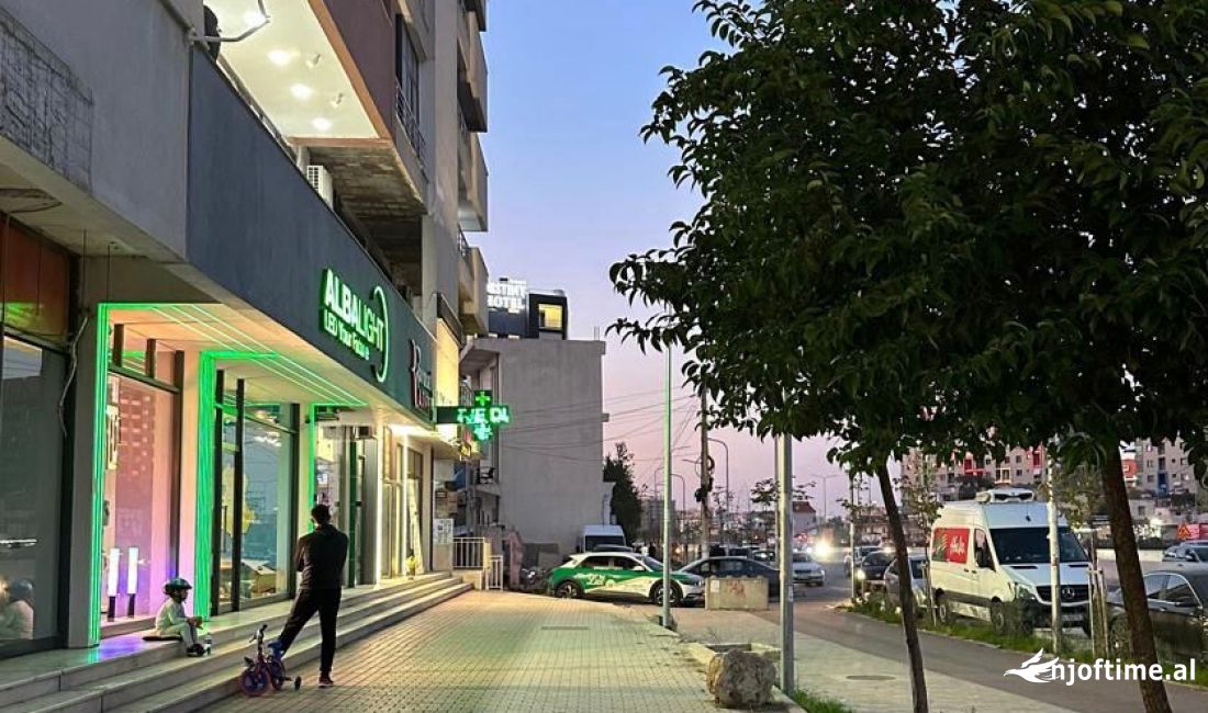 Ambient Biznesi ne shitje, prane Fabrikes se Miellit 