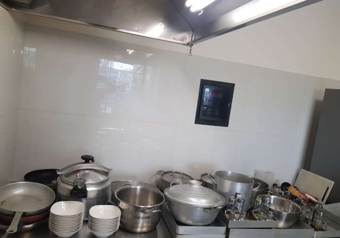 Pajisje biznesi ne shitje ne Tirane - 900 Euro