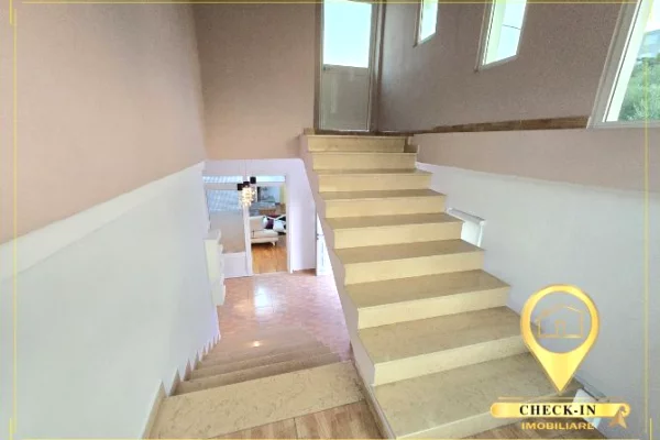 Shtepi me qera Shtepi Private ne Tirane, 1+1, Mobilimi E mobiluar, Pagesa 580  Euro.