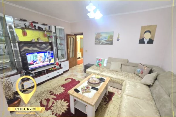 Shtepi ne shitje Apartament ne Tirane, 3+1, Mobilimi Bosh, pa mobiluar, Pagesa 175,000  Euro.