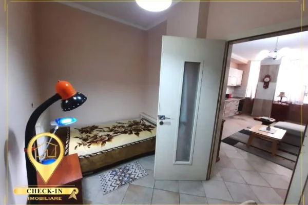 Appartamento in vendita a Tirana 2+1, Arredato