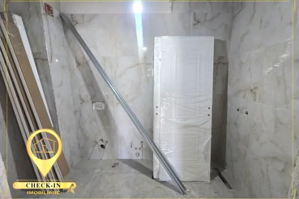 Appartamento in vendita a Tirana 2+1, Vuoto