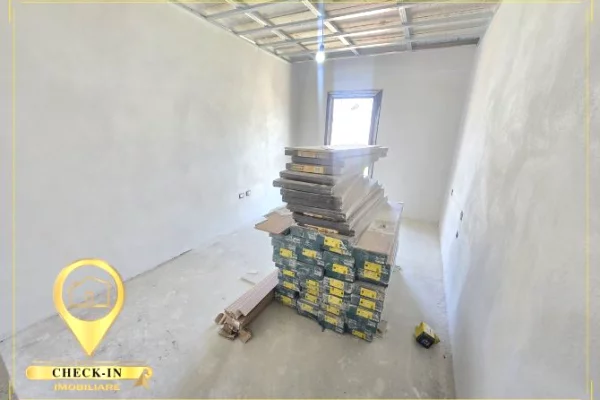 Appartamento in vendita a Tirana 2+1, Vuoto