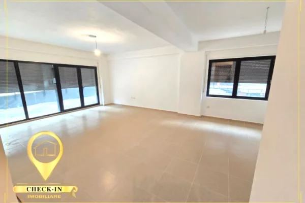 Appartamento in vendita a Tirana 3+1, Vuoto