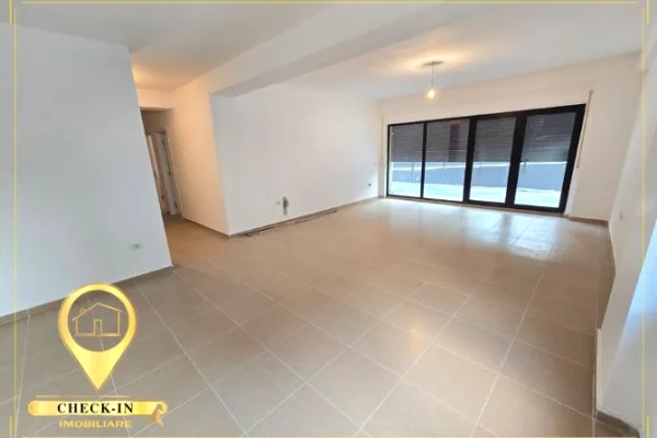 Appartamento in vendita a Tirana 3+1, Vuoto