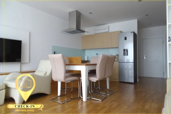 Duplex (casa a 2 piani) in vendita a Durazzo 3+1, Arredato