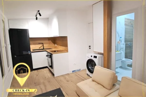 Shtepi me qera Shtepi Private ne Tirane, 3+1, Mobilimi E mobiluar, Pagesa 70,000  Leke.