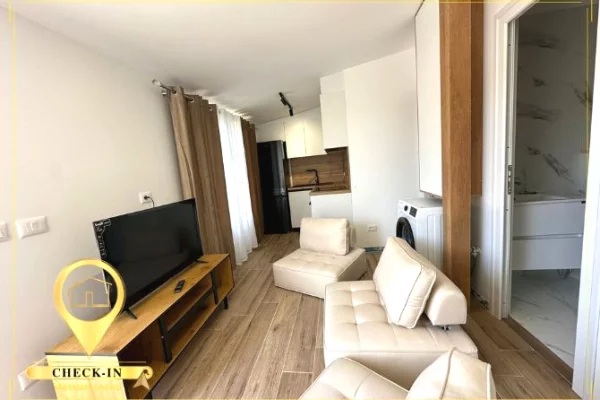 Shtepi me qera Shtepi Private ne Tirane, 3+1, Mobilimi E mobiluar, Pagesa 70,000  Leke.