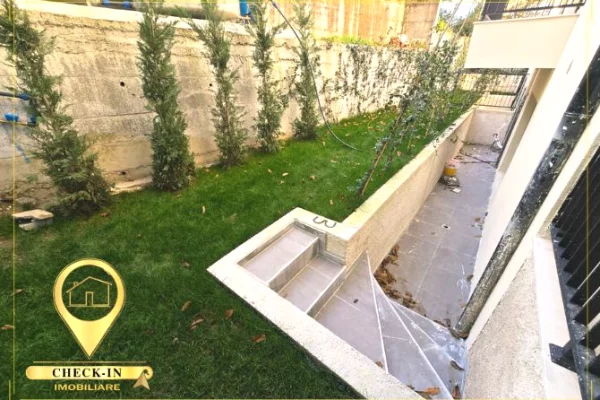 Shtepi ne shitje Apartament ne Tirane, 1+1, Mobilimi Bosh, pa mobiluar, Pagesa 83,000  Euro.