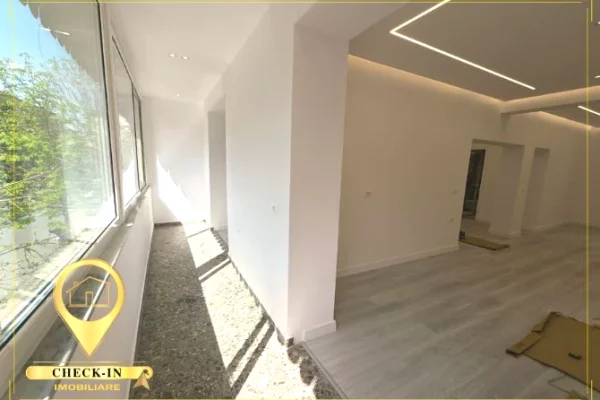 Jepet Me Qera Ambient Biznesi tek Rruga e Barrikadave