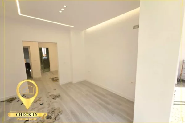 Jepet Me Qera Ambient Biznesi tek Rruga e Barrikadave