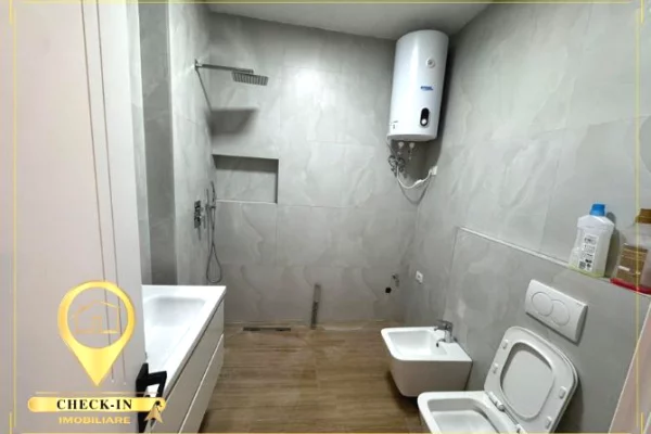 Shtepi ne shitje Apartament ne Tirane, 2+1, Mobilimi Pjeserisht e mobiluar, Pagesa 180,000  Euro.