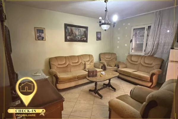 Shitet apartament 3+1 tek Irfan Tomini