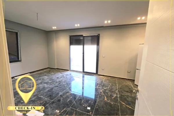 Shtepi me qera Apartament ne Tirane, 2+1, Mobilimi E mobiluar, Pagesa 1,000  Euro.