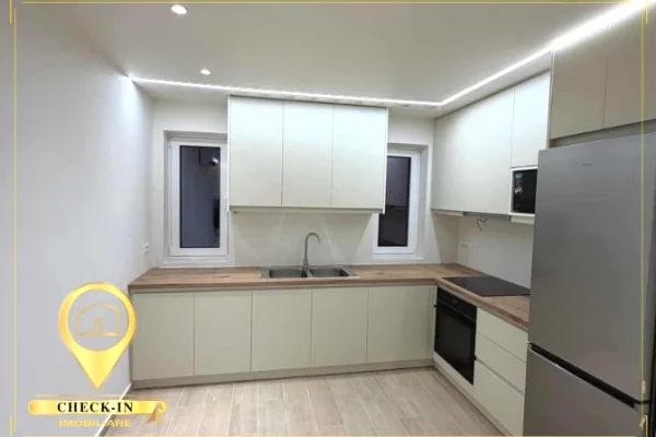 Shtepi ne shitje Apartament ne Sarande, 1+1, Mobilimi Bosh, pa mobiluar, Pagesa 125,000  Euro.