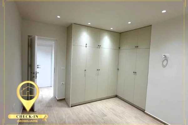 Shtepi ne shitje Apartament ne Sarande, 1+1, Mobilimi Bosh, pa mobiluar, Pagesa 125,000  Euro.