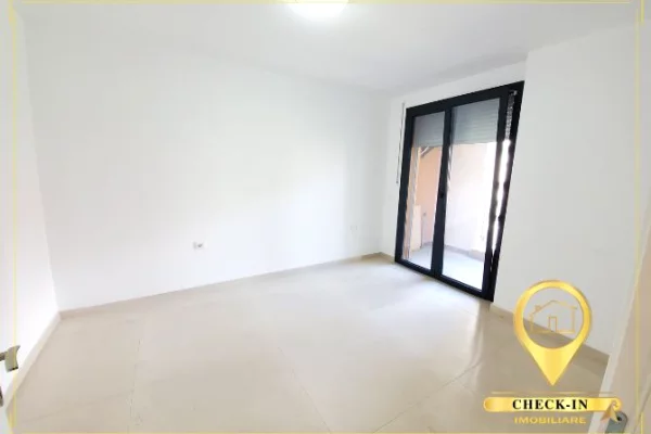 Jepet me Qera Zyre, Kompleksi Zirkon, Spitali 5