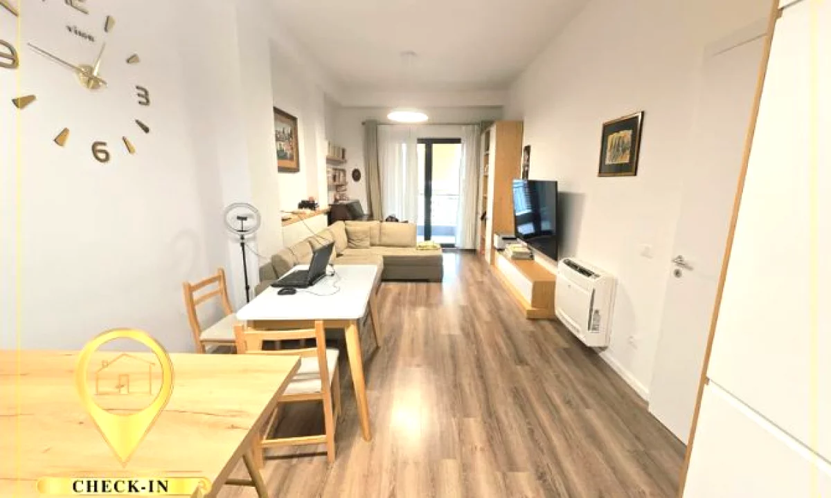 Shtepi ne shitje Apartament ne Tirane, 2+1, Mobilimi E mobiluar, Pagesa 345,000  Euro.