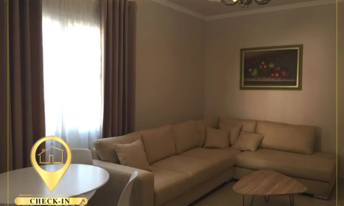Shtepi me qera Apartament ne Tirane, 1+1, Mobilimi E mobiluar, Pagesa 450  Euro.