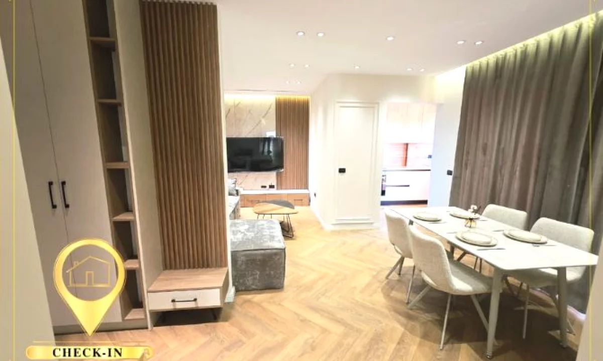 Shtepi ne shitje Apartament ne Tirane, 2+1, Mobilimi E mobiluar, Pagesa 25,000,000  Leke.