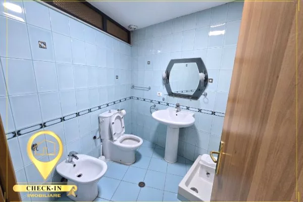 Qera zyre 160 m2 qender
