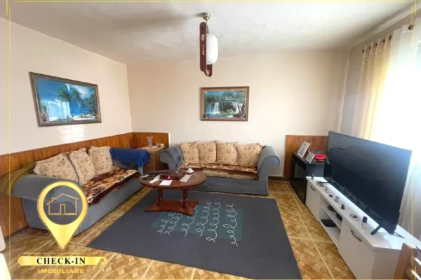 Shtepi ne shitje Apartament ne Tirane, 2+1, Mobilimi E mobiluar, Pagesa 130,000  Euro.