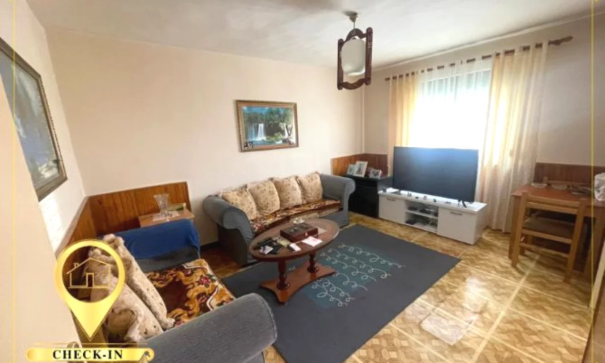 Shtepi ne shitje Apartament ne Tirane, 2+1, Mobilimi E mobiluar, Pagesa 130,000  Euro.