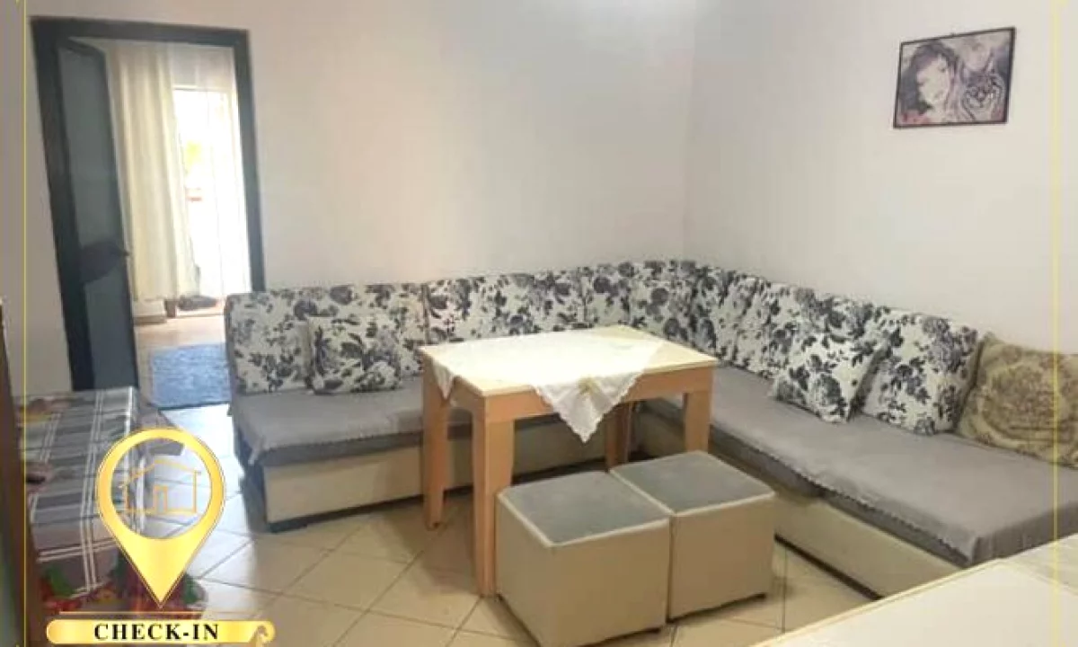Shtepi me qera Apartament ne Tirane, 1+1, Mobilimi E mobiluar, Pagesa 400  Euro.
